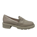 Mocassim em Couro Bege com Solado Lia Line