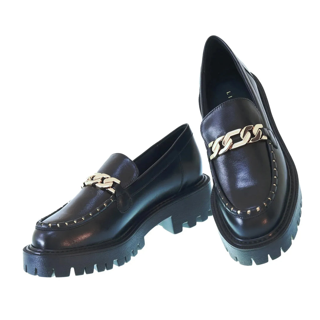 Mocassim em Couro Preto com Corrente Lia Line