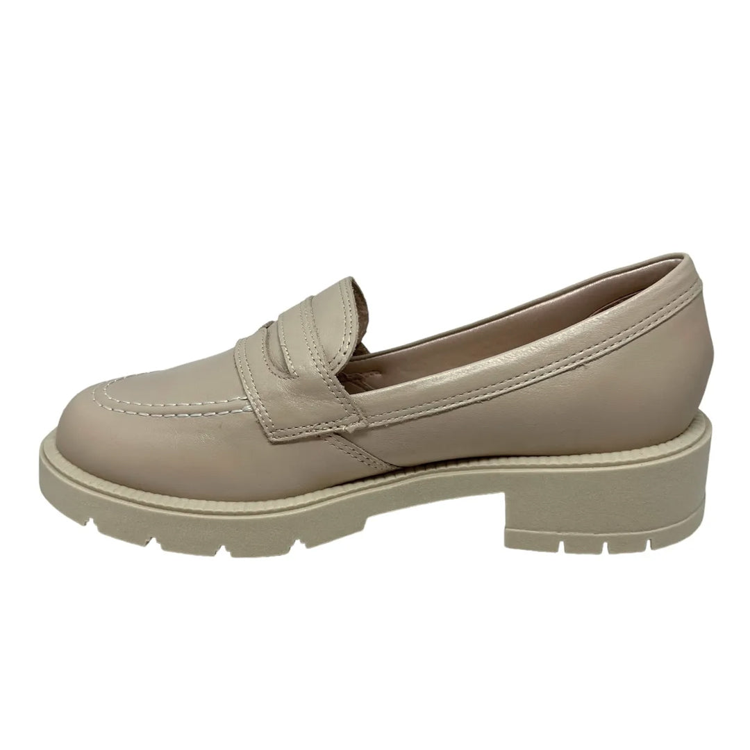 Mocassim em Couro Bege com Solado Lia Line