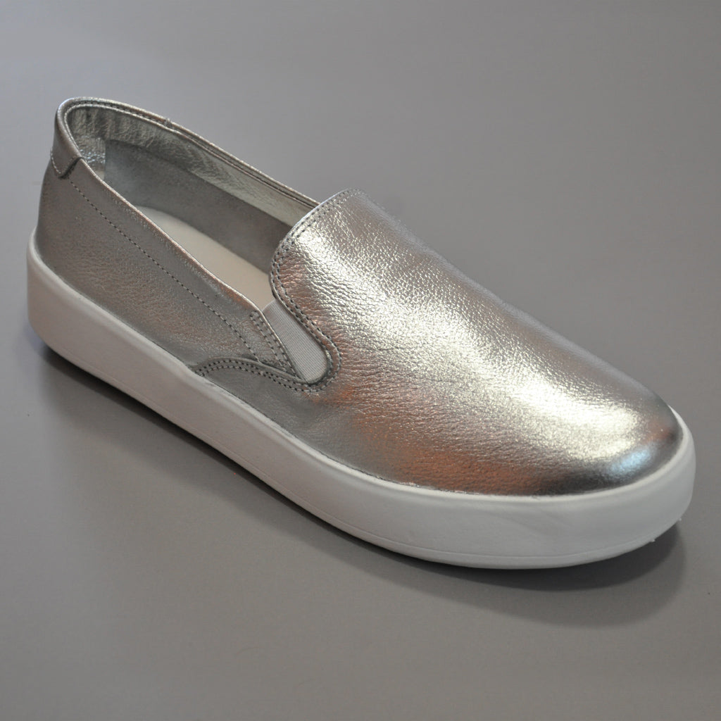 Slip-On Lia Line Prata em Couro Metalizado