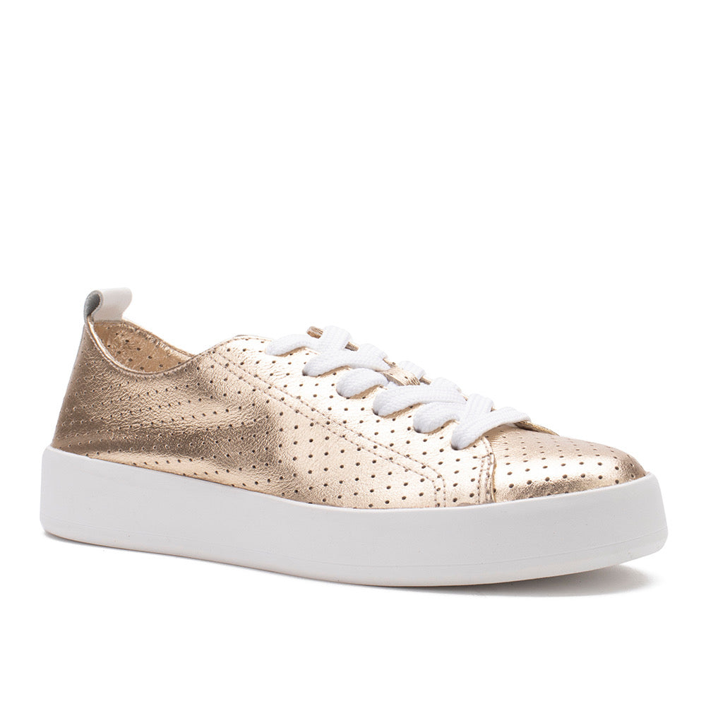 Tênis em Couro Ouro Light e Off White